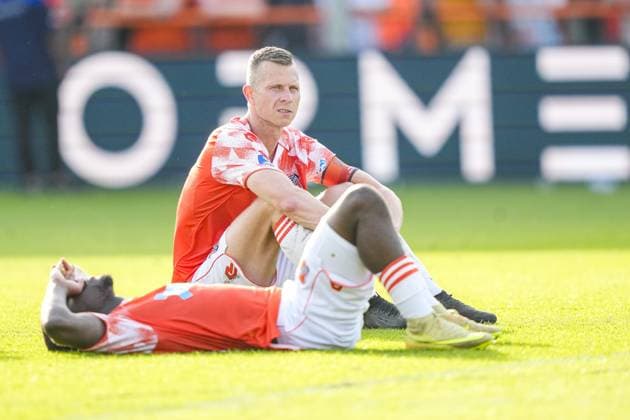 VOLENDAM , 23-05-2026 , Kras Stadium, season 2025 2026 , Dutch Eredivisie Football ,Second leg of the Keuken Kampioen Play-Offs final . Match between FC Volendam and Willem II . Picture shows disappointed by the players of FC Volendam after the match Volendam - Willem II (play off)  x203912344x Copyright: