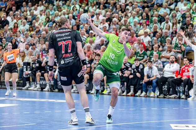 Handball Bundesliga; HSG Wetzlar - HC Erlangen, 23.05.26 Josip Simic (HSG Wetzlar, 10), Maciej Gebala (HC Erlangen, 77) Handball Bundesliga; HSG Wetzlar - HC Erlangen: Wetzlar, 23.05.26 Copyright: xBEAUTIFULxSPORTS Roeczeyx