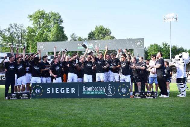 SC Verl - SF Lotte ** NUR FÜR REDAKTIONELLE ZWECKE ** EDITORIAL USE ONLY **<p>Fußball Krombacher Westfalenpokal Finale SC Verl - SF Lotte am 23.05.2026 in der Sportclub Arena in Verl SC Verl gewinnt den Krombacher Westfalen Pokal Deutschland Nordrhein Westfalen Verl Copyright: ThorstenxTillmann