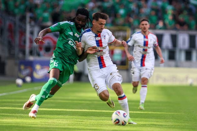 23.05.2026, Zabrze Mecz PKO Ekstraklasa sezon 2025 26 Gornik Zabrze - Radomiak Radom - Football Match Polish Top League Gornik Zabrze - Radomiak Radom Nz. Vasco Lopes Lukas Sadilek Fot. Michal Chwieduk Arena Akcji NEWSPIX.PL --- newspix.pl 