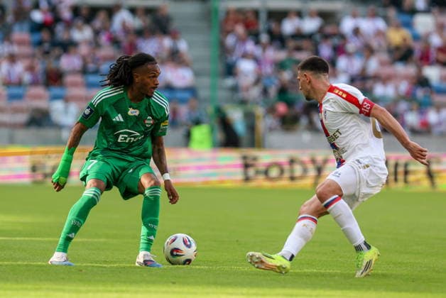 23.05.2026, Zabrze Mecz PKO Ekstraklasa sezon 2025 26 Gornik Zabrze - Radomiak Radom - Football Match Polish Top League Gornik Zabrze - Radomiak Radom Nz. Vasco Lopes Erik Janza Fot. Michal Chwieduk Arena Akcji NEWSPIX.PL --- newspix.pl 