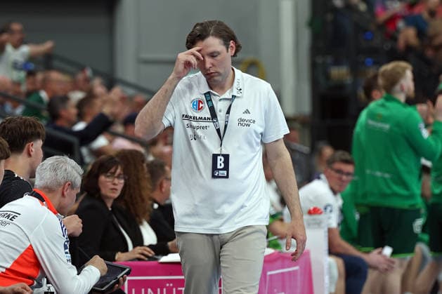 23.05.2026, xovx, Handball Daikin Handball-Bundesliga, HSG Wetzlar - HC Erlangen Trainer Johannes Sellin (HC Erlangen) enttäuscht, enttäuscht schauend Wetzlar Buderus Arena Hessen Deutschland (DE)
