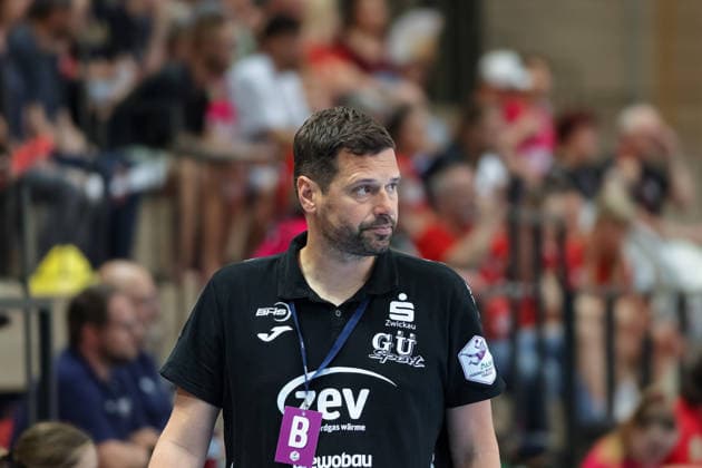 Trainer Norman Rentsch (Zwickau), SV Union Halle-Neustadt vs. BSV Sachsen Zwickau, Handball Bundesliga Frauen, Play-Offs 5-11 Spieltag 6, Saison 2025 26, 23.05.2026 Halle SWH Arena Sachsen-Anhalt Deutschland