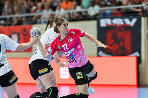 Victoria Hasselbusch (Zwickau, 31), Tabea Wipper (Halle, 22), SV Union Halle-Neustadt vs. BSV Sachsen Zwickau, Handball Bundesliga Frauen, Play-Offs 5-11 Spieltag 6, Saison 2025 26, 23.05.2026 Halle SWH Arena Sachsen-Anhalt Deutschland