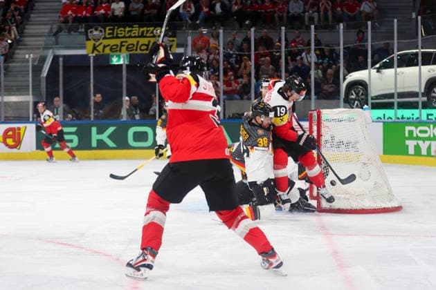 Ice hockey, Eishockey - IIHF WC 2026 ZURICH,SWITZERLAND,23.MAY.26 - ICE HOCKEY - IIHF Ice Hockey World Championship, WM, Weltmeisterschaft 2026, group stage, Austria vs Germany. Image shows Peter Schneider (AUT), Fabio Wagner (GER) and Vinzenz Rohrer (AUT)  GEPAxpictures xMaticxKlansek