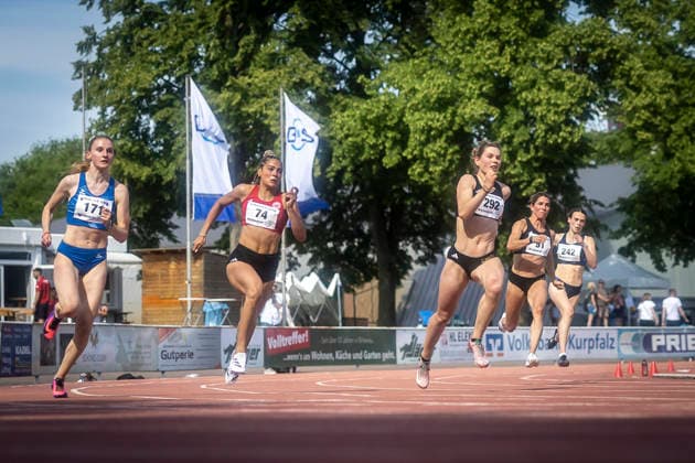 WEINHEIM, GERMANY - MAY 23 Luisa Ella Backes (GER TuS 1862 Kirn), Samira Heygster (GER Eintracht Frankfurt e.V.), Nike Praetzel (GER LG Stadtwerke München), Sinah Hänßler-Hug (GER FT 1844 Freiburg) und Lena Sonnabend (GER LC Olympia Lorsch) over 200m during the B&S Kurpfalz Gala am 23.05.2026 at the Sepp-Herberger-Stadium in Weinheim (Baden-Wuerttemberg Germany). Baden-Wuerttemberg Germany Copyright: xLeahxKohringx