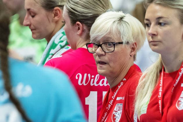 Trainerin Ines Seidler (Halle), SV Union Halle-Neustadt vs. BSV Sachsen Zwickau, Handball Bundesliga Frauen, Play-Offs 5-11 Spieltag 6, Saison 2025 26, 23.05.2026 Halle SWH Arena Sachsen-Anhalt Deutschland