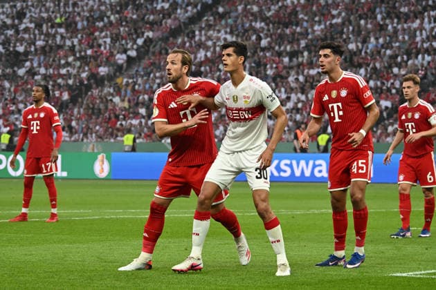 23.05.2026, xsltx, Fussball DFB Pokal Finale, FC Bayern München - VfB Stuttgart v.l. Harry Kane (FC Bayern Muenchen) Jose Maria Andres Baixauli (VfB Stuttgart) (DFL DFB REGULATIONS PROHIBIT ANY USE OF PHOTOGRAPHS as IMAGE SEQUENCES and or QUASI-VIDEO) Berlin