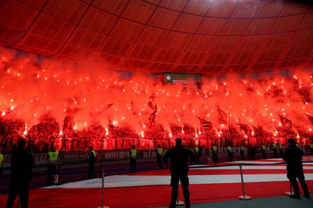 Fussball, Herren, DFB-Pokal Finale, Saison 2025 2026, FC Bayern München - VFB Stuttgart, Olympiastadion Berlin Pyro, Bengalo, Feuer in den Fankurven, hier die Kurve des FC Bayern München DFB, DFL regulations prohibit any use of photographs as image sequences and or quasi-video
