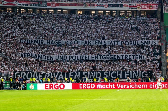 Fußball, Herren, Saison 2025 2026, 83. DFB-Pokal-Finale, FC Bayern München - VfB Stuttgart, Fans von Stuttgart mit Transparenten gegen den DFB, 23.05. 2026, Copyright: xMatthiasxKochx