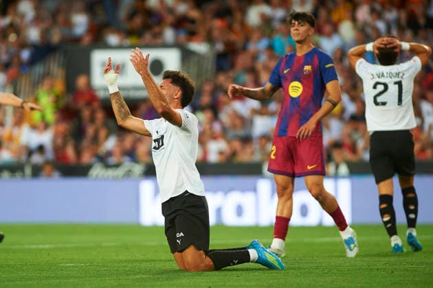 Hugo Duro (Valencia CF) during the LaLiga EA Sports match between Valencia CF and FC Barcelona, Barca at Estadio de Mestalla on May 23, 2026 in Valencia, Spain. (Photo by Maria Jose Segovia DeFodi Images) -