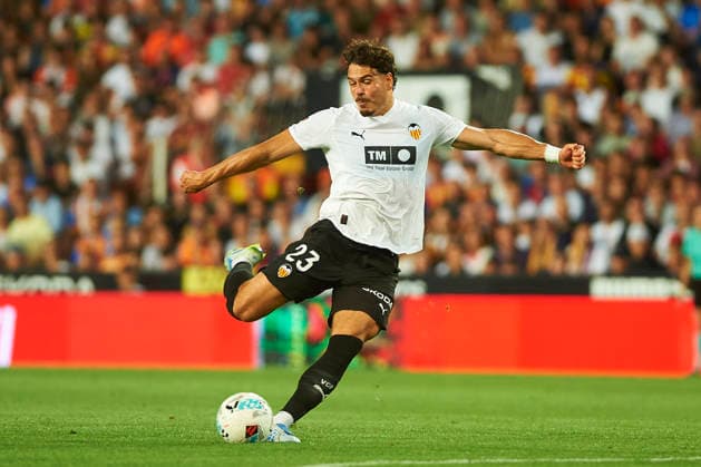 Filip Ugrinic (Valencia CF) during the LaLiga EA Sports match between Valencia CF and FC Barcelona, Barca at Estadio de Mestalla on May 23, 2026 in Valencia, Spain. (Photo by Maria Jose Segovia DeFodi Images) -