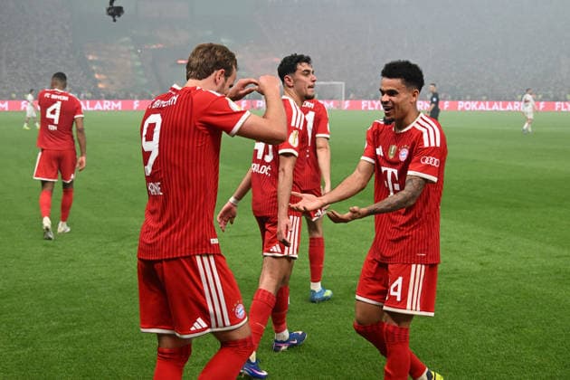 23.05.2026, xsltx, Fussball DFB Pokal Finale, FC Bayern München - VfB Stuttgart v.l. Torjubel nach dem Tor zum celebrating the goal celebrate 2:0 durch Harry Kane (FC Bayern Muenchen) (DFL DFB REGULATIONS PROHIBIT ANY USE OF PHOTOGRAPHS as IMAGE SEQUENCES and or QUASI-VIDEO) Berlin