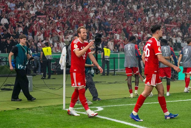Fußball, Herren, Saison 2025 2026, 83. DFB-Pokal-Finale, FC Bayern München - VfB Stuttgart, v.l. Harry Kane (Bayern München), Aleksandar Pavlovic (Bayern München), Jubel nach Tor zum 2:0, 23.05. 2026, Copyright: xMatthiasxKochx