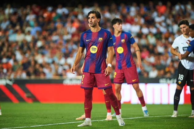 during the LaLiga EA Sports match between Valencia CF and FC Barcelona, Barca at Estadio de Mestalla on May 23, 2026 in Valencia, Spain. (Photo by Maria Jose Segovia DeFodi Images) -