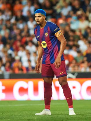 Ronald Araujo FC Barcelona, Barca during the LaLiga EA Sports match between Valencia CF and FC Barcelona at Estadio de Mestalla on May 23, 2026 in Valencia, Spain. (Photo by Maria Jose Segovia DeFodi Images) -