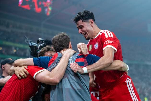 Tor zum 2:0 durch Harry Kane (FC Bayern Muenchen, 09), Jubel, Torjubel, bejubelt sein Tor mit Aleksandar Pavlovic (FC Bayern Muenchen, 45). GER, FC Bayern Muenchen vs. VfB Stuttgart, Fussball, Herren, DFB-Pokal, Finale, Spielzeit 2025 2026, 23.05.2026, DFL DFB REGULATIONS PROHIBIT ANY USE OF PHOTOGRAPHS AS IMAGE SEQUENCES AND OR QUASI-VIDEO, GER, FC Bayern Muenchen vs. VfB Stuttgart, Fussball, Herren, DFB-Pokal, Finale, Spielzeit 2025 2026, 23.05.2026 Berlin Copyright: xEibner-Pressefoto WolfgangxFrankx EP_WFK