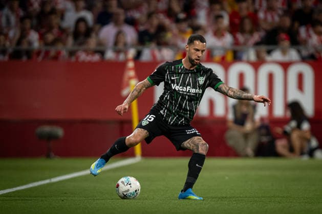 Toni Morente (Elche CF) in action during a La Liga EA Sports match between Girona FC and Elche CF at Estadi Municipal de Montilivi in Girona, , Spain, on May 23 2026. Photo by Felipe Mondino Copyright: x@FELIPExMONDINOx