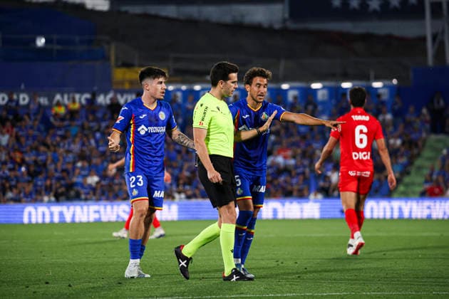 Getafe vs. Osasuna, on the 38th matchday of the 2025 26 Spanish First Division May 23, 2026, Getafe, Madrid, Spain: Luis Milla alegates to the referee during the Spanish championship LaLiga football match between Getafe and Osasuna on 23 May 2026 at Estadio El Coliseum in Getafe, Madrid, Spain. Madrid Madrid Spain Copyright: xAlejandroxMatiasx