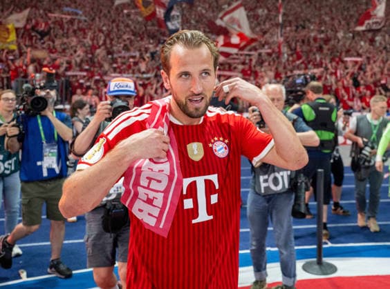 Fußball, Herren, Saison 2025 2026, 83. DFB-Pokal-Finale, FC Bayern München - VfB Stuttgart, Harry Kane (Bayern München), Jubel nach Abpfiff, 23.05. 2026, Copyright: xMatthiasxKochx