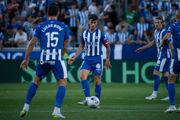 VITORIA, SPAIN - May 23: during the LaLiga match between Deportivo AlavÃ s and Rayo Vallecano at Mendizorrotza Stadium on May 23, 2026 in Vitoria, Spain. (Photo by Ibai Tudanca) Copyright: xIbaixTudancax
