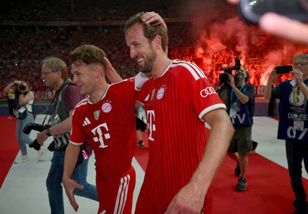Fussball DFB Pokal Finale 2025 2026 in Berlin FC Bayern Muenchen - VfB Stuttgart 23.05.2026 Jubel FC Bayern Muenchen nach dem Sieg und DFB Pokal Sieger , v. li., Joshua Kimmich mit Harry Kane