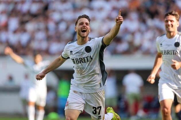Fussball - Hessenpokal Finale - SG Barockstadt Fulda-Lehnerz - SV Wehen Wiesbaden - 23.05.26, Jubel nach seinem Siegtreffer zum 2:1 - Lukas Schleimer (SVWW), -