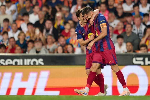 Valencia CF v FC Barcelona, Barca - LaLiga EA Sports VALENCIA, SPAIN - MAY 23: Robert Lewandowski of FC Barcelona celebrates after scoring his team s first goal during to the LaLiga EA Sports match between Valencia CF and FC Barcelona at Estadio Mestalla on May 23, 2026 in Valencia, Spain. (Photo by Francisco Macia Photo Players Images Magara Press) Valencia Estadio Mestalla Spain Copyright: xFranciscoxMaciax