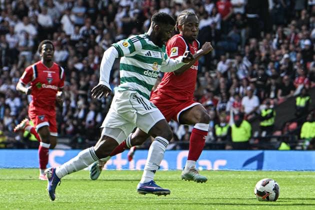 Celtic v Dunfermline Athletic Scottish Gas Men s Scottish Cup Kelechi Iheanacho of Celtic and Kieran Ngwenya of Dunfermline Athletic during the Scottish Gas Men s Scottish Cup Final between Celtic and Dunfermline Athletic at Barclays Hampden, Glasgow 23 05 2026 UK Newspapers OUT Copyright: xJamiexJohnstonx FIL-23466-0326