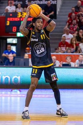 ProA Playoffs Halbfinale, Giessen 46ers vs. Bozic Estriche Kirchheim Knights, Osthalle Giessen; 23.05.2026 ProA, Giessen, Germany - 23.05.2026: Tyrel Morgan (Bozic Estriche Kirchheim Knights, 11), Barmer ProA 2. Basketball Bundesliga, Playoffs, Spiel der Giessen 46ers vs. Bozic Estriche Kirchheim Knights, Osthalle Giessen Copyright: xBEAUTIFULxSPORTS Freudensteinx