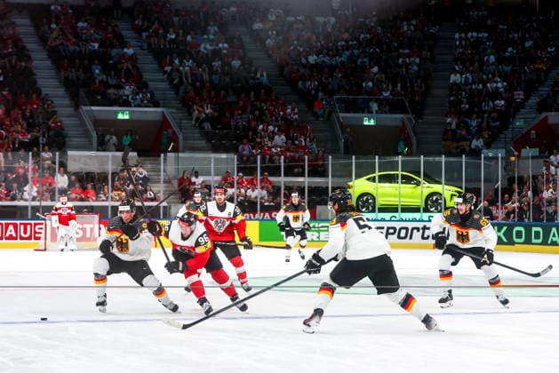 Ice hockey, Eishockey - IIHF WC 2026 ZURICH,SWITZERLAND,23.MAY.26 - ICE HOCKEY - IIHF Ice Hockey World Championship, WM, Weltmeisterschaft 2026, group stage, Austria vs Germany. Image shows Frederik Tiffels (GER) and Mario Huber (AUT).  GEPAxpictures xMaticxKlansek