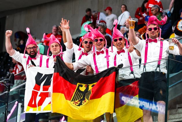 Ice hockey, Eishockey - IIHF WC 2026 ZURICH,SWITZERLAND,23.MAY.26 - ICE HOCKEY - IIHF Ice Hockey World Championship, WM, Weltmeisterschaft 2026, group stage, Austria vs Germany. Image shows the rejoicing of Germany fans.  GEPAxpictures xMaticxKlansek
