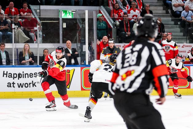 Ice hockey, Eishockey - IIHF WC 2026 ZURICH,SWITZERLAND,23.MAY.26 - ICE HOCKEY - IIHF Ice Hockey World Championship, WM, Weltmeisterschaft 2026, group stage, Austria vs Germany. Image shows Maximilian Rebernig (AUT).  GEPAxpictures xMaticxKlansek