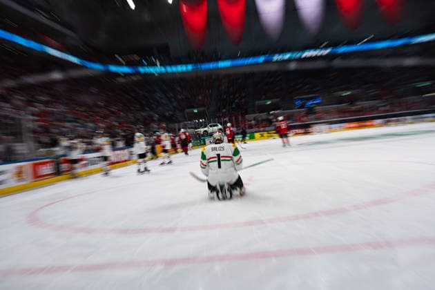 ZURICH, ZURICH - MAY 23: Bence Balizs of Hungary during a television timeout during the 2026 IIHF World Championship, WM, Weltmeisterschaft Preliminary Round Group A match between Switzerland and Hungary at Swiss Life Arena on May 23, 2026 in Zurich, Zurich, Switzerland.  Copyright: xLivioxBaeriswylx xSPPx Sportspressphoto_152962