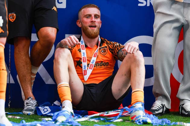 LONDON, ENGLAND - MAY 23: Oliver McBurnie of Hull City celebrates after winning the Sky Bet Championship Play-Off Final between Hull City and Middlesbrough at Wembley Stadium on May 23, 2026 in London, England.  Copyright: xMBxMediax