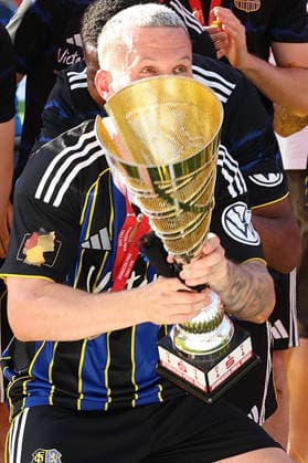 23.05.2026, xrekx, Fussball Landespokal Saarland Finale, 1.FC Saarbrücken - FC 08 Homburg v.l. Sieger Sparkassen-Pokal 2026 Florian Pick (1.FC Saarbruecken) (DFL DFB REGULATIONS PROHIBIT ANY USE OF PHOTOGRAPHS as IMAGE SEQUENCES and or QUASI-VIDEO) Saarbrücken