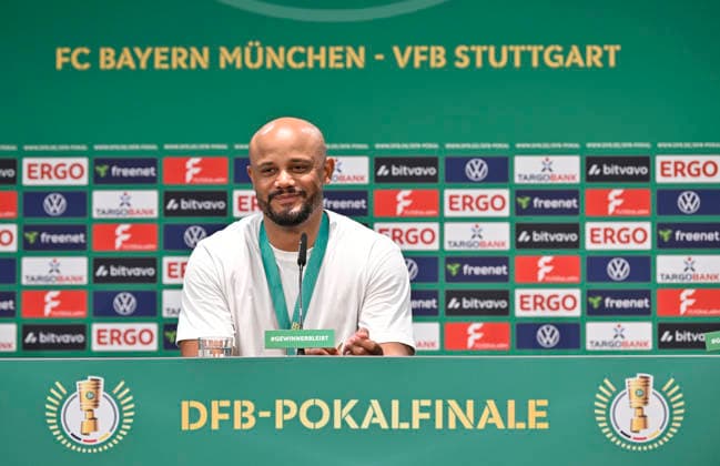 nach Spielende: Pressekonferenz PK Trainer Coach Vincent Kompany FC Bayern Muenchen FCB 83. DFB Pokalfinale FC Bayern Muenchen FCB vs VFB Stuttgart Olympiastadion Berlin 23.05.2026 DFL REGULATIONS PROHIBIT ANY USE OF PHOTOGRAPHS AS IMAGE SEQUENCES AND OR QUASI-VIDEO 83. DFB Pokalfinale FC Bayern Muenchen FCB vs VFB Stuttgart