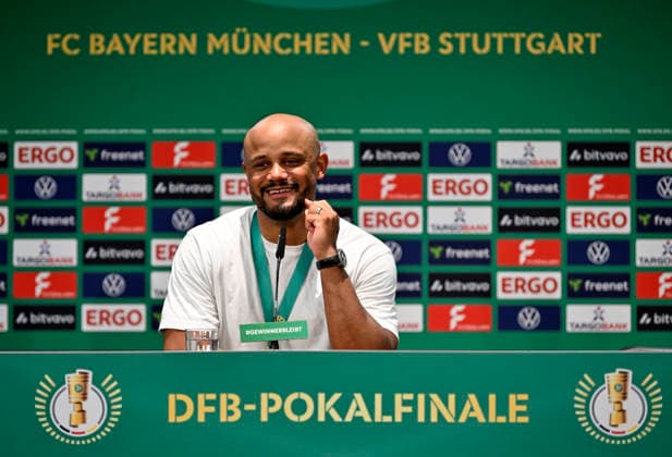 nach Spielende: Pressekonferenz PK Trainer Coach Vincent Kompany FC Bayern Muenchen FCB 83. DFB Pokalfinale FC Bayern Muenchen FCB vs VFB Stuttgart Olympiastadion Berlin 23.05.2026 DFL REGULATIONS PROHIBIT ANY USE OF PHOTOGRAPHS AS IMAGE SEQUENCES AND OR QUASI-VIDEO 83. DFB Pokalfinale FC Bayern Muenchen FCB vs VFB Stuttgart