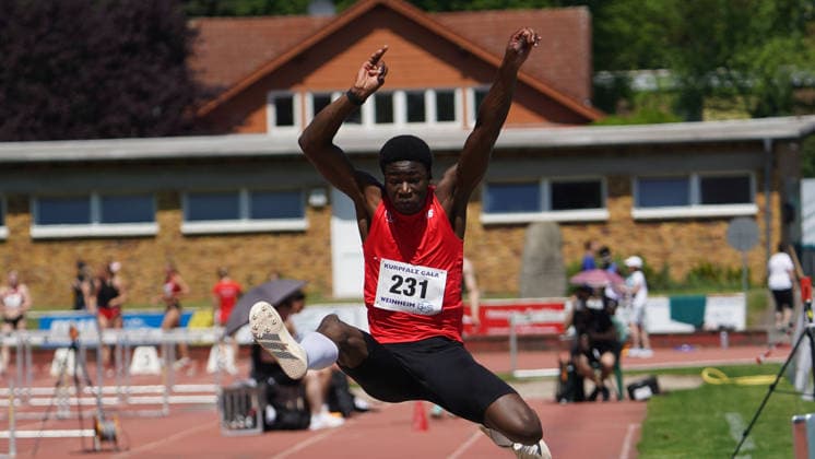 Leichtathletik, athletics, B U S Kurpfalz Gala , 23.05.2026 , Sepp Herberger Stadion Weinheim, Weitsprung Ernest Schulze, TSV Bayer 04 Leverkusen