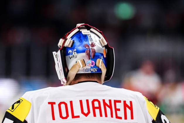 Ice hockey, Eishockey - IIHF WC 2026 ZURICH,SWITZERLAND,23.MAY.26 - ICE HOCKEY - IIHF Ice Hockey World Championship, WM, Weltmeisterschaft 2026, group stage, Austria vs Germany. Image shows a feature of helmet by Atte Tolvanen (AUT).  GEPAxpictures xMaticxKlansek