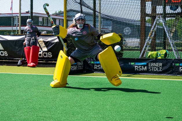 BHC 1. Damen - Club Raffelberg - Feldhockey, 2. Playdown Spiel, 1. Bundesliga, Frauen Bremen, Deutschland, 23.05.26: BHC 1. Damen - Club Raffelberg im Bremer Hockey-Club e.V. am 23.05.2026 in Bremen, Deutschland. (Foto von Axel Kaste) Franziska Hagen, BHC, Torfrau Bremen Bremer Hockey-Club e.V. Freie Hansestadt Bremen Deutschland