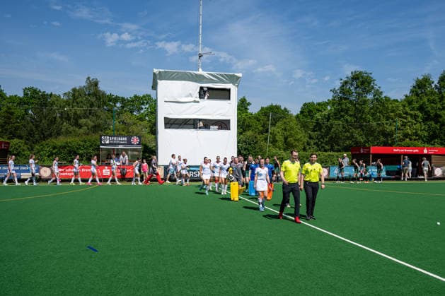 BHC 1. Damen - Club Raffelberg - Feldhockey, 2. Playdown Spiel, 1. Bundesliga, Frauen Bremen, Deutschland, 23.05.26: BHC 1. Damen - Club Raffelberg im Bremer Hockey-Club e.V. am 23.05.2026 in Bremen, Deutschland. (Foto von Axel Kaste) Einlaufen Bremen Bremer Hockey-Club e.V. Freie Hansestadt Bremen Deutschland