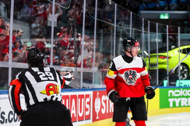Ice hockey, Eishockey - IIHF WC 2026 ZURICH,SWITZERLAND,23.MAY.26 - ICE HOCKEY - IIHF Ice Hockey World Championship, WM, Weltmeisterschaft 2026, group stage, Austria vs Germany. Image shows the rejoicing of Leon Wallner (AUT).  GEPAxpictures xMaticxKlansek