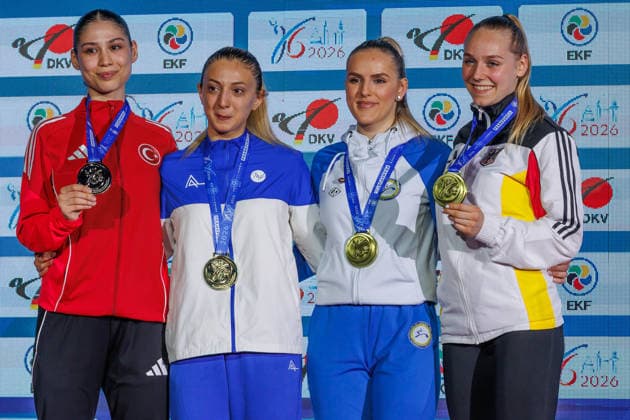 Siegerehrung Frauen Kumite -55; von links: Zumra Rezzan Im (TUR), Madina Sadigova (AZE), Nejra Sipovic (BIH), Mia Bitsch (GER), 23.05.2026, Frankfurt am Main (Deutschland), 61. Karate-Europameisterschaften 2026 Frankfurt Main