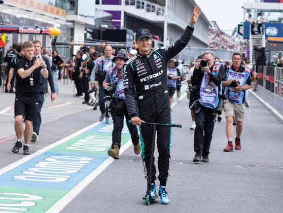 May 23, 2026, Montreal, Qc, CANADA: Mercedes driver George Russell, of the United Kingdom, waves to fans after taking pole for qualifying at the Formula One auto racing Canadian Grand Prix in Montreal on Saturday, May 23, 2026. Canada News - May 23, 2026  - ZUMAc35_ 20260523_zaf_c35_102 Copyright: xChristinnexMuschix