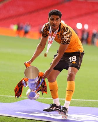 Middlesbrough v Hull City 23 May 2026, London - EFL Championship Playoff Final - Middlesbrough v Hull City - Cody Drameh of Hull City celebrates with the Playoff Trophy - Photo: Jacques Feeney Offside. London UK Copyright: xJacquesxFeeneyx xOffsidexOffside