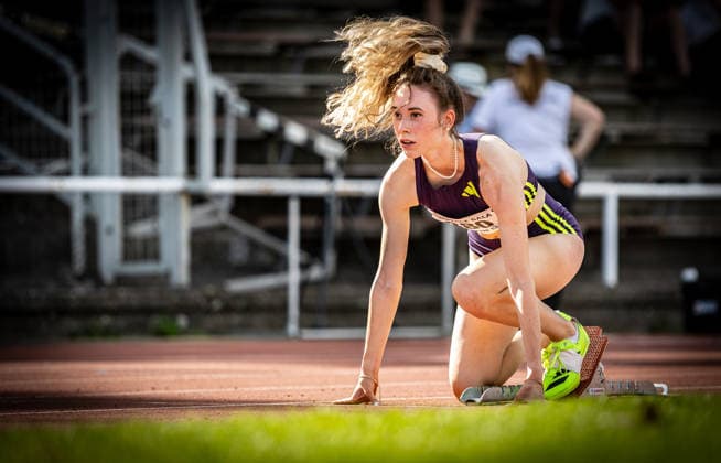 B&S Kurpfalz Gala; Weinheim, 23.05.2026 Am Start ihres 400m-Rennens bei den Frauen: Maja Schorr (GER SV GO! Saar 05); B&S Kurpfalz Gala am 23.05.2026 im Sepp-Herberger-Stadion in Weinheim (Baden-Württemberg). Copyright: xBEAUTIFULxSPORTS R.xSchmittx