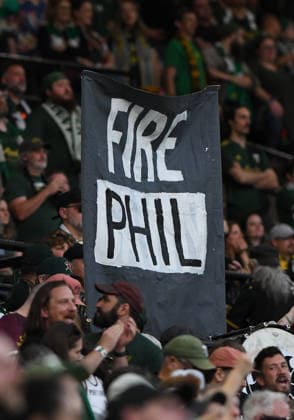 PORTLAND, OR - MAY 23: Portland Timbers fans hold a sign calling for the firing of head coach Phil Neville during a MLS, Fussball Herren, USA match between the Portland Timbers and San Jose Earthquakes on May 23, 2026 at Providence Park in Portland, Oregon. (Photo by Brian Murphy Icon Sportswire) SOCCER: MAY 23 MLS Portland Timbers vs San Jose Earthquakes EDITORIAL USE ONLY Icon2605232346