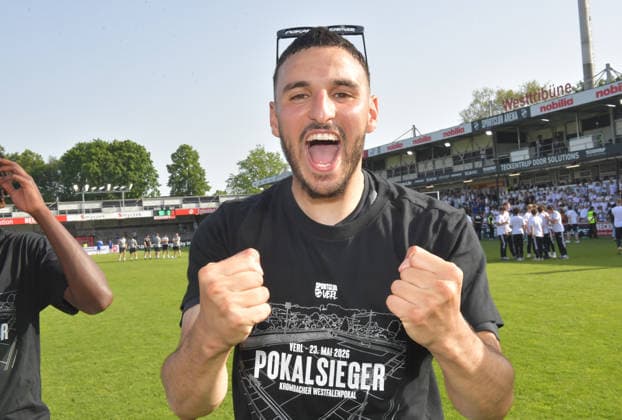 23.05.2026, GER, Fussball, Verbandspokal Westfalenpokal, Saison 2025 2026, Finale, Sportclub Arena, Verl SC Verl - SF Lotte 3 : 0 Schluss-Jubel SC Verl : Oualid Mhamdi (SC Verl), Aktion, Einzelbild, Quer, Mimik, Gestik, Jubel, jubeln, Freude, freuen