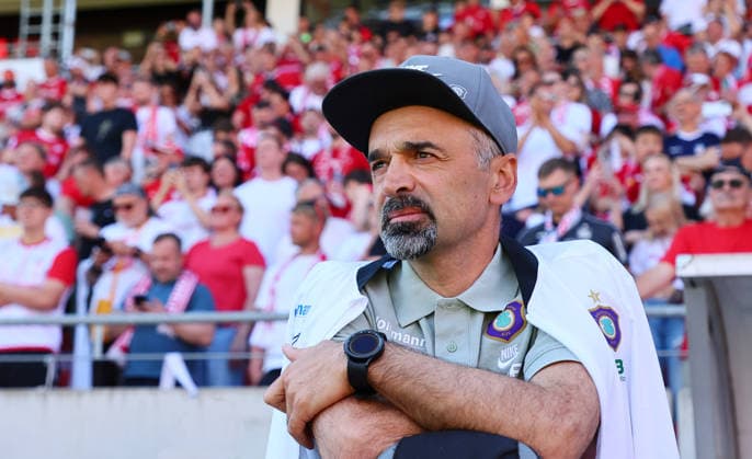 Zwickau, 23.05.2026, GGZ-Arena, Wernesgrüner Sachsenpokal Finale , FSV ZWICKAU vs. FC ERZGEBIRGE AUE , Im Bild: Trainer Khvicha Shubitidze, Erzgebirge Aue ,